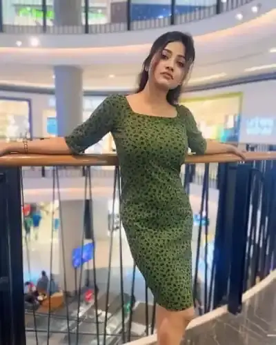 Call Girl Service in Pandhurna